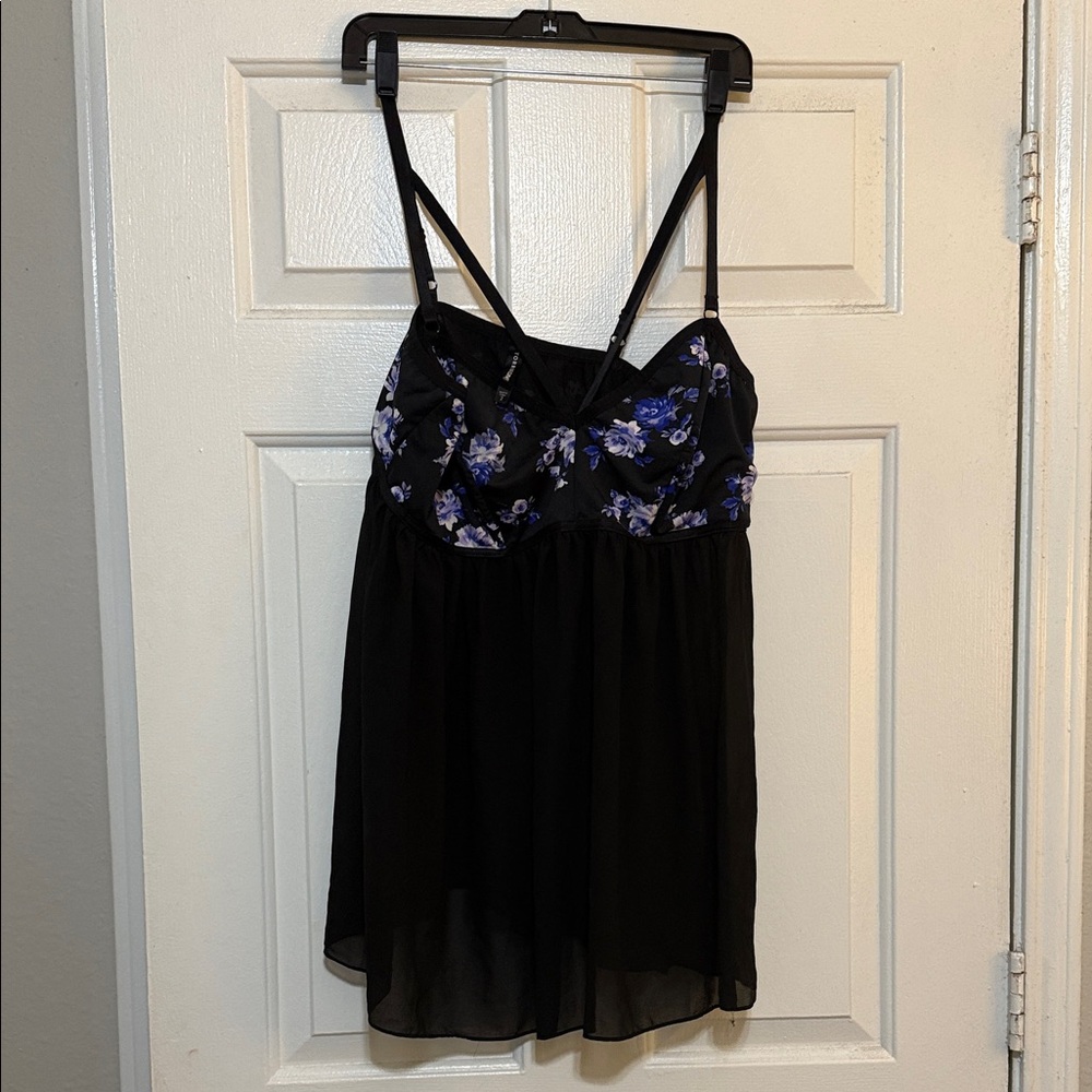 Torrid Black Floral nighty